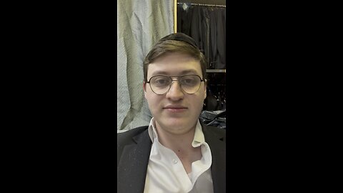 Reporters in Chicago reporting on armed robberies get robbed