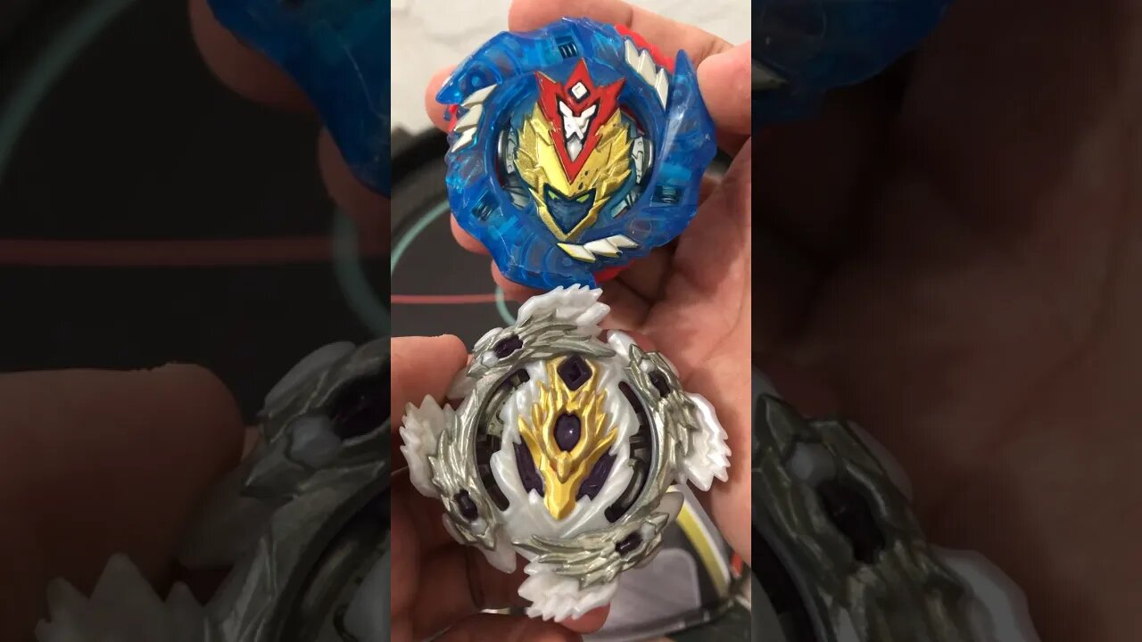 VALKYRIE VS LONGINUS (batalha de beyblade) #beybladeburst #beyblade #batalhadebeyblade