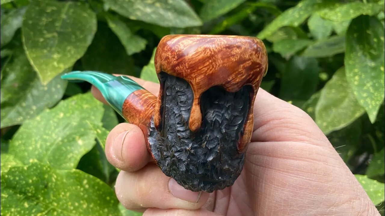 LCS Briars pipe 610 emerald drip-wax bent billiard