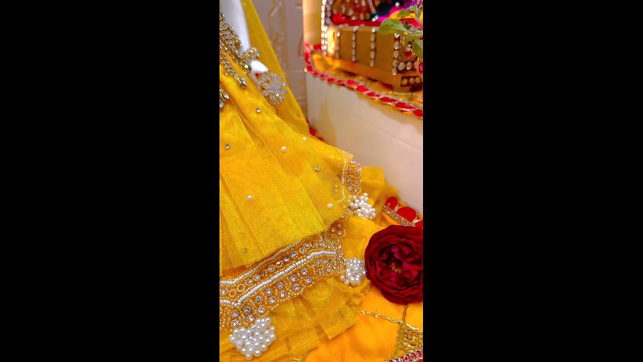 Jai shree radhe 🙏🙏🙏🙏🙏...