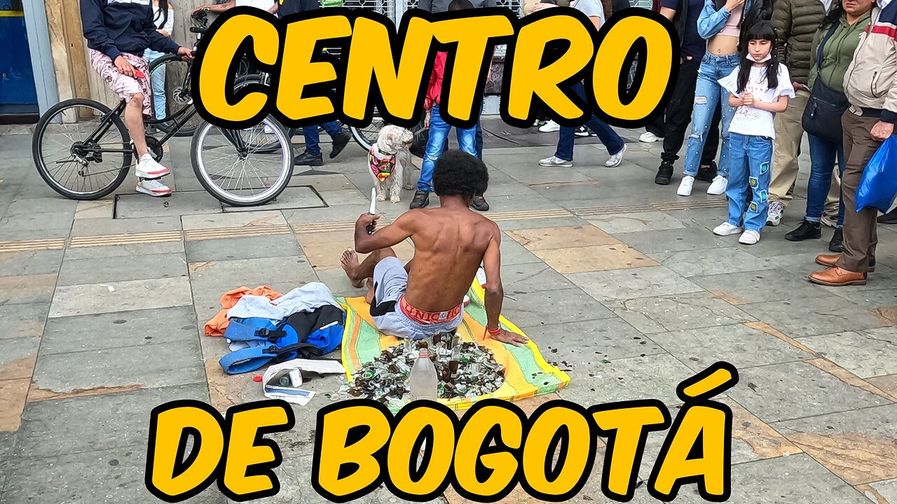 Walking through the CENTER of BOGOTÁ I found the man EATS GLASS and FIGHTS with the NATIONAL POLICE