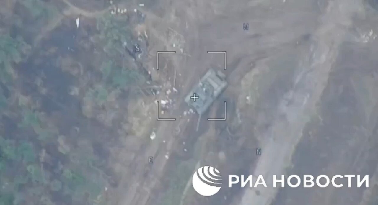 Ukrainian tank destroyed by Russian artillery