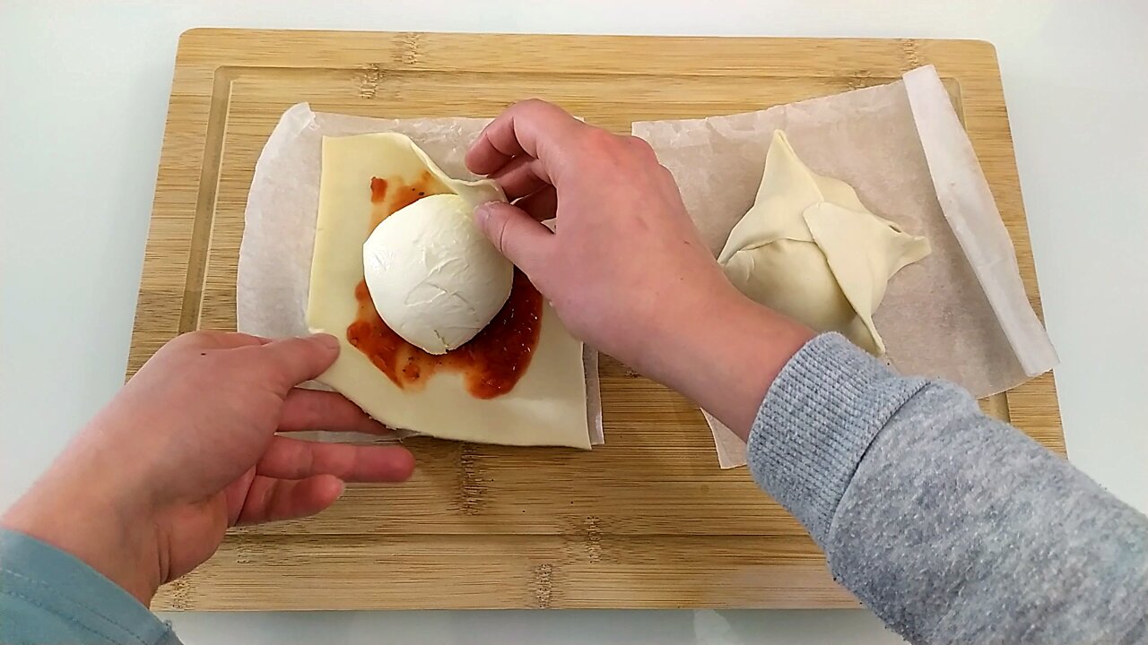 Mozzarella balls not fried!