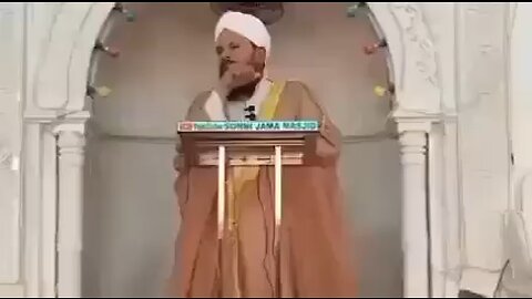 Muslim Molana in angry mood