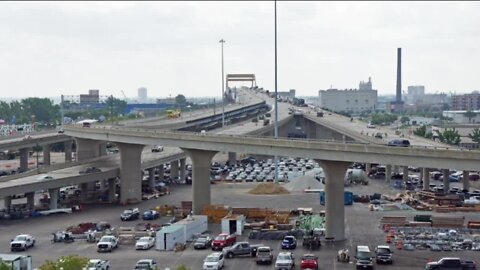 Efforts to demolish Lake Interchange in downtown Milwaukee