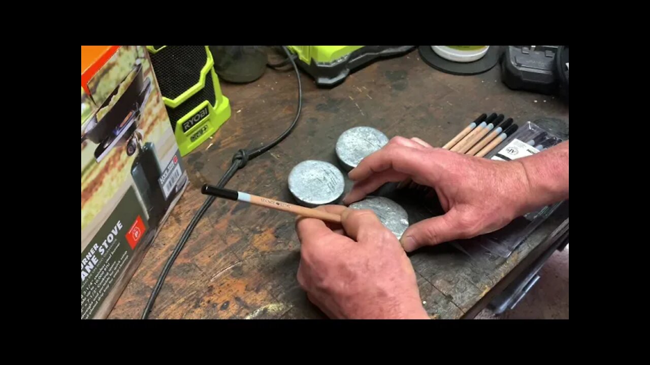 Testing lead hardness with artists pencils, easy and accurate