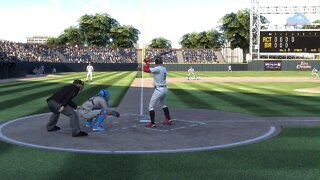 MLB The Show 22: 2-run HR (21)