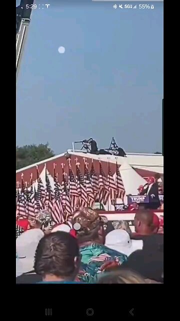 #BreakingNews Sniper Appearing To Notice The Suspect Just Milliseconds before the man shot at TRUMP