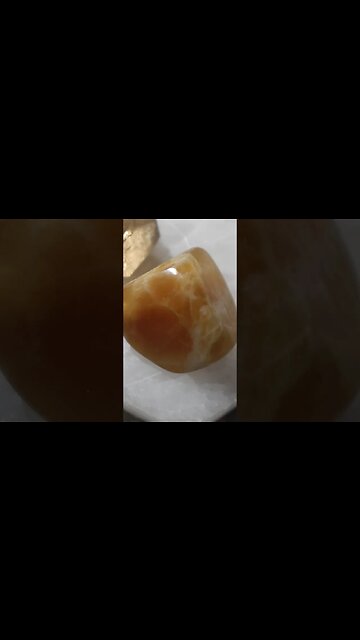 The Bright and Gentle Honey Calcite Helps You Uplift Your Motivation and Confidence! 🌞 🧘‍♀️🍯