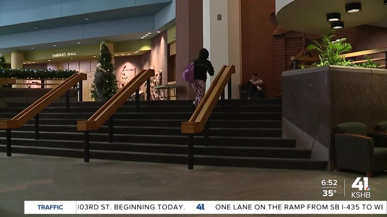 Community college students feel impact of inflation, look for ways to save