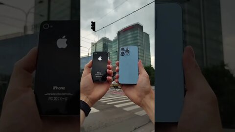 iPhone 13 vs 4S