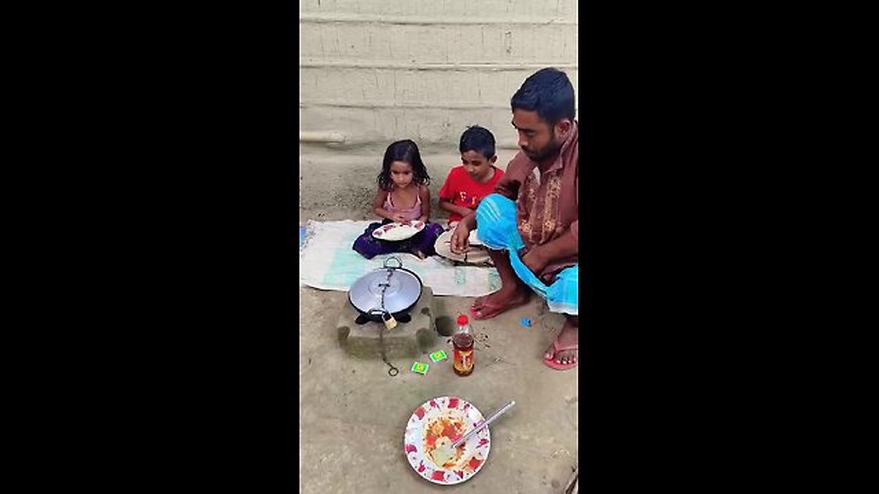 Little girl in cooking funny video 😆😆😆😆😆