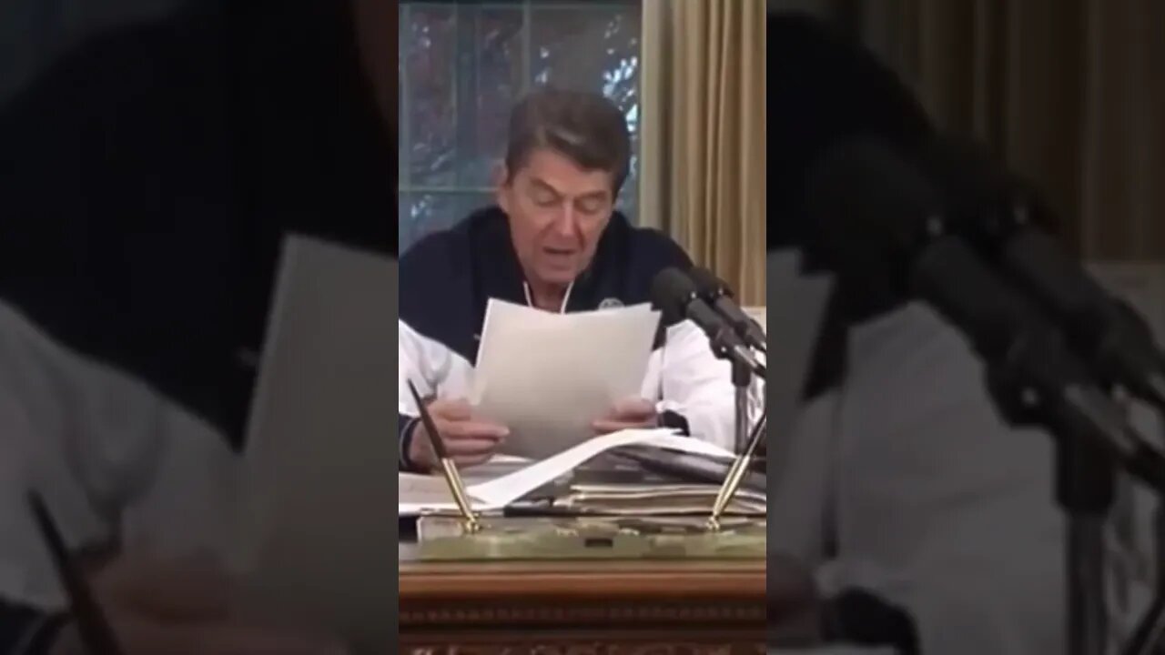 Thoughts, on Thanksgiving? π¦πΊπΈ #RonaldReagan 1988 * #PITD #Shorts (Linked)