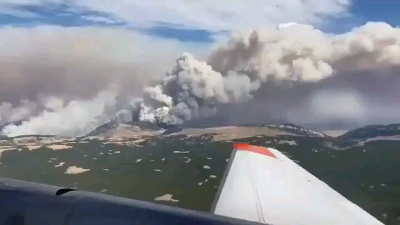 Wyoming Is On Fire MINERAL DEPOSITS AND BILL GATES NUKE PLANT