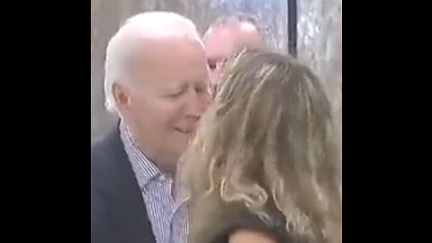 2022: Biden close to the children again