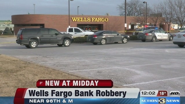 Police investigate bank robbery