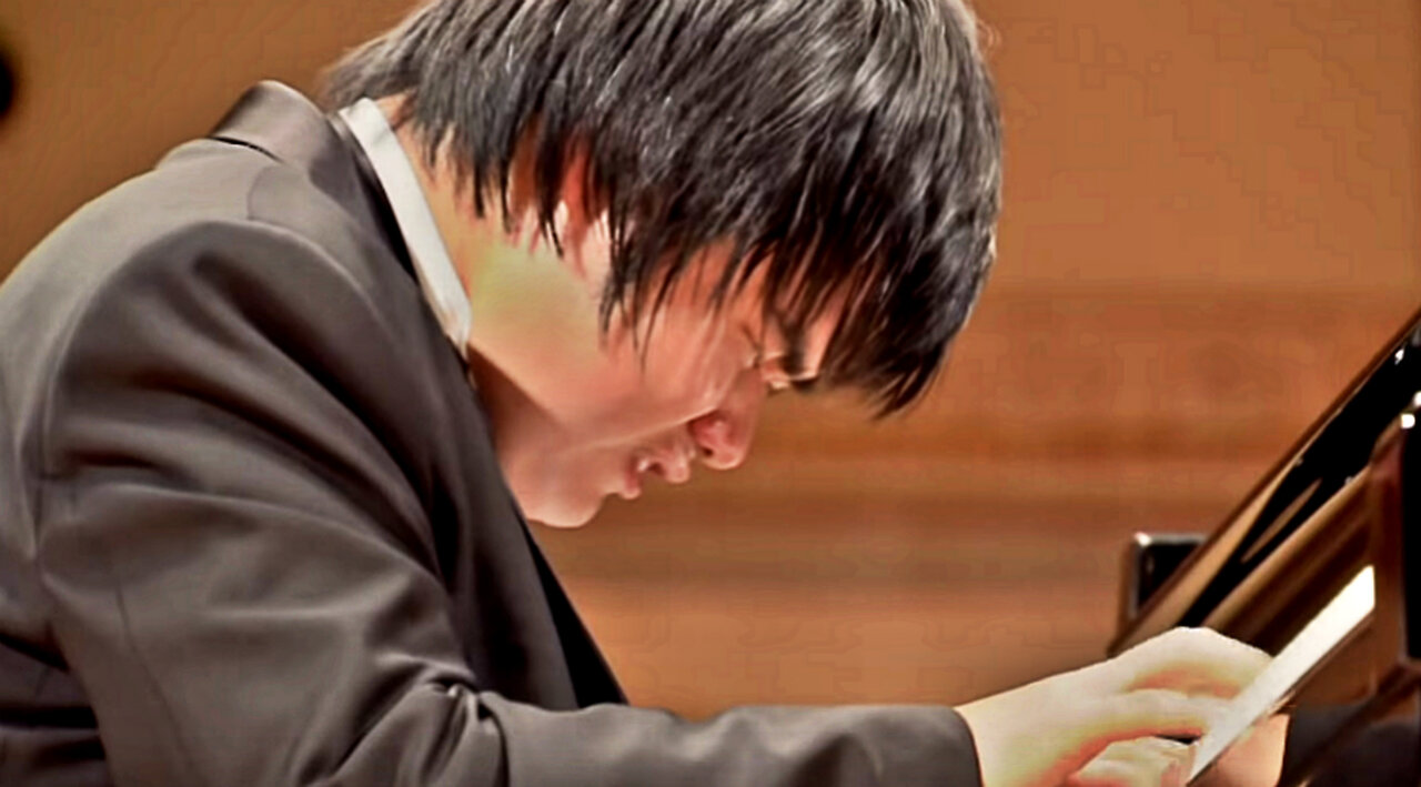 Amazing Blind Pianist's INSANE Performance