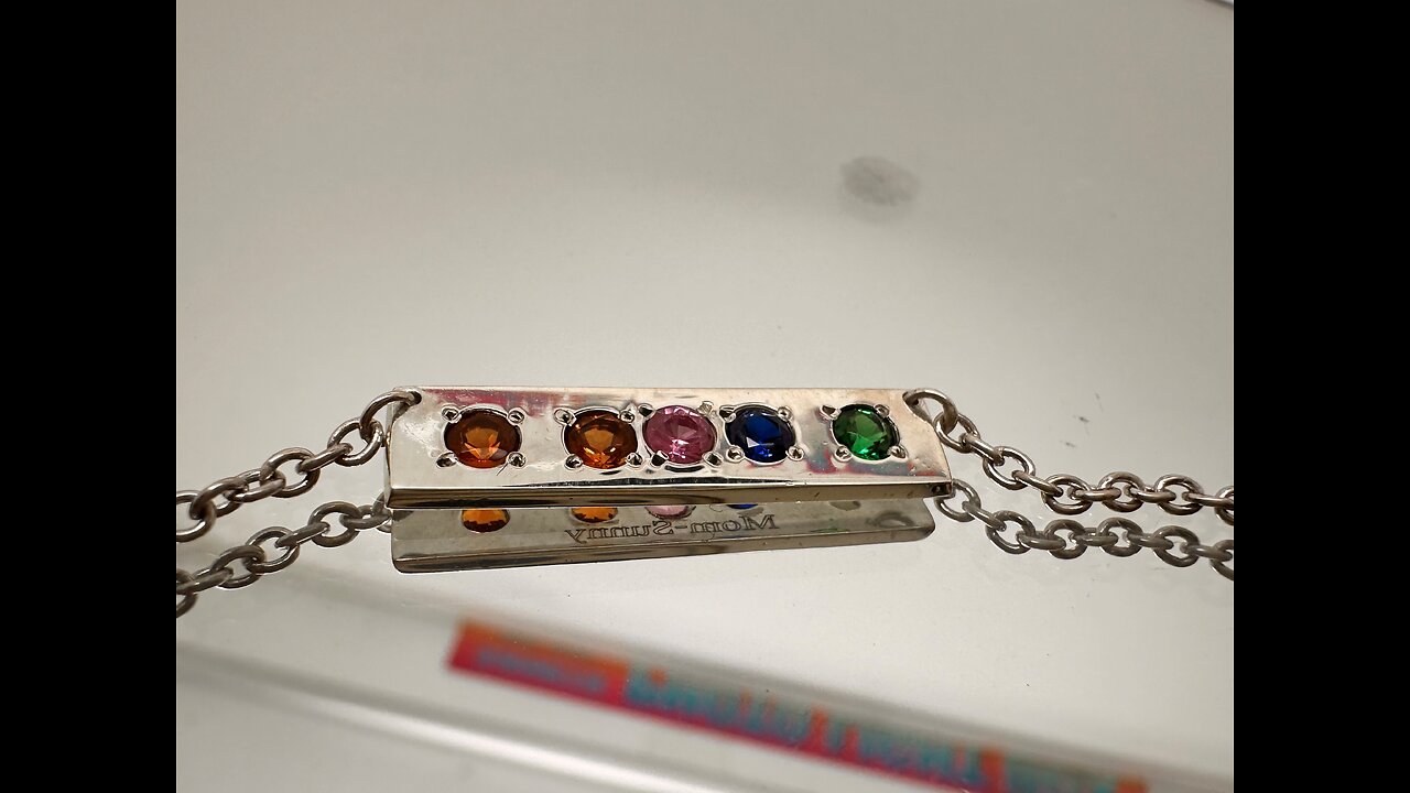 Setting a colored stone into this necklace!!