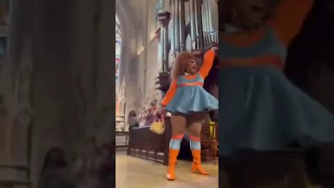 A house of God apparently in New York🙄🤢🤮🤮