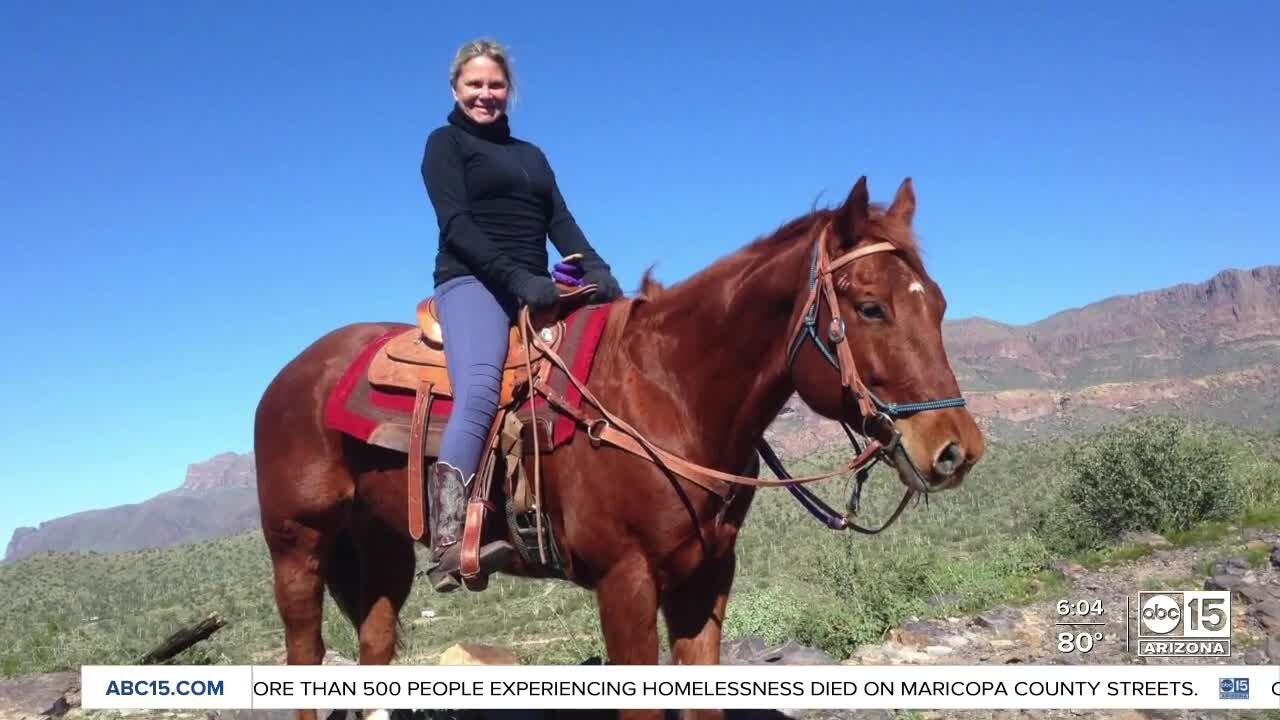 Mom who lost family in plane crash seriously hurt while horseback riding