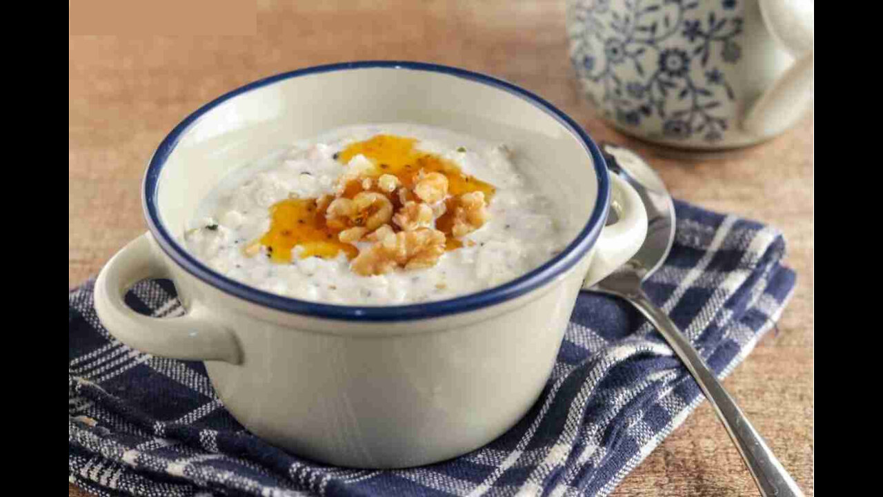 Keto Maple and Walnut Hemp Heart Porridge 🍲🍲🍲