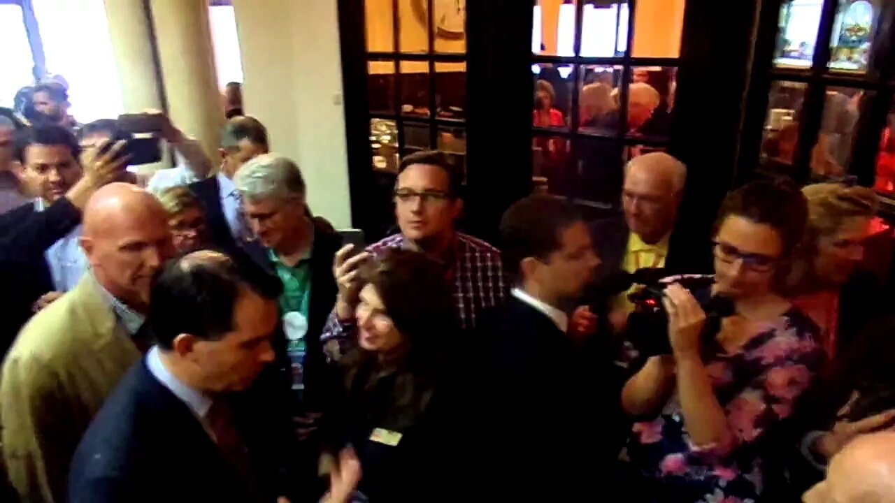FITN 2015 The Media Swarm and Scott Walker