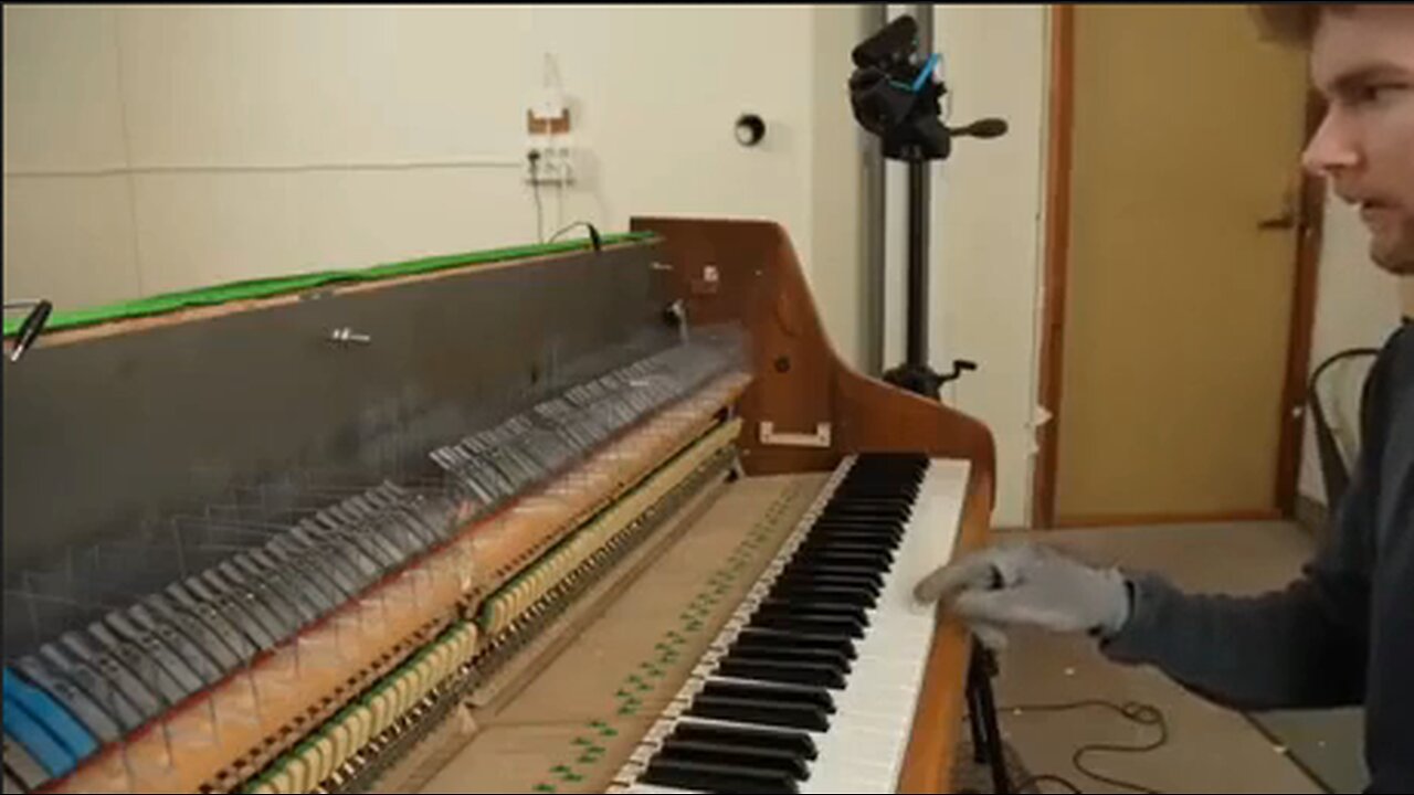 Behold, The Electric Piano - HaloRock