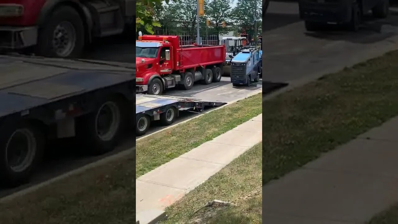 #construction #dumptruck #macktrucks #asphalt