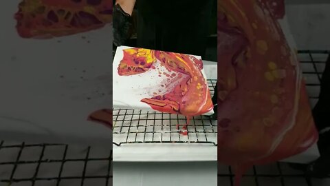 Pouring to Billie Eilish (Acrylic Pouring)