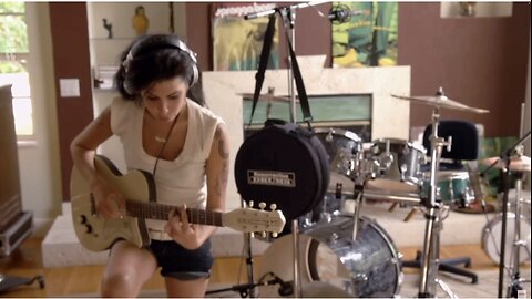 Amy WINEHOUSE : Back to Black Documentaire de Jeremy Marre (Royaume-Uni, 2018, 1h)