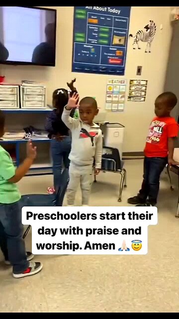 Preschool Children Singing To Jesus