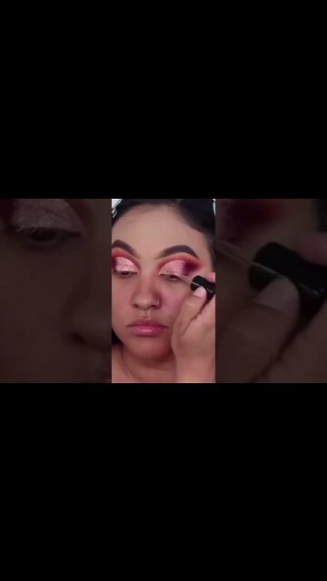 #makeupartist #makeupbeauty #makeuplooks #makeuplover #makeupideas #shorts #eyemakeup #eyeliner