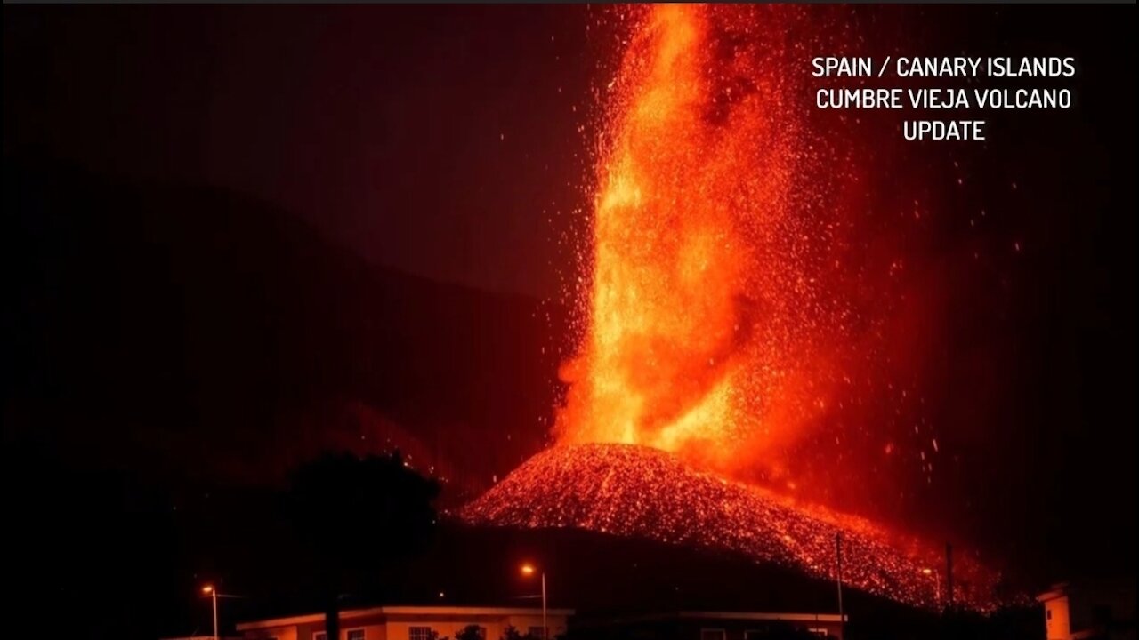 La Palma Volcano Ejecting Fire Balls From Crater, La Palma Earthquakes Intensify Oct 6, 2021