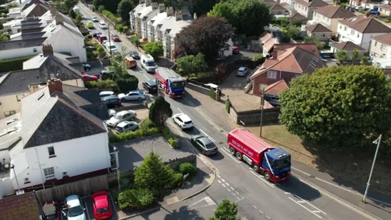 Trucks Leaving The Porthcawl Meeting - Welsh Drones #Truckspotting