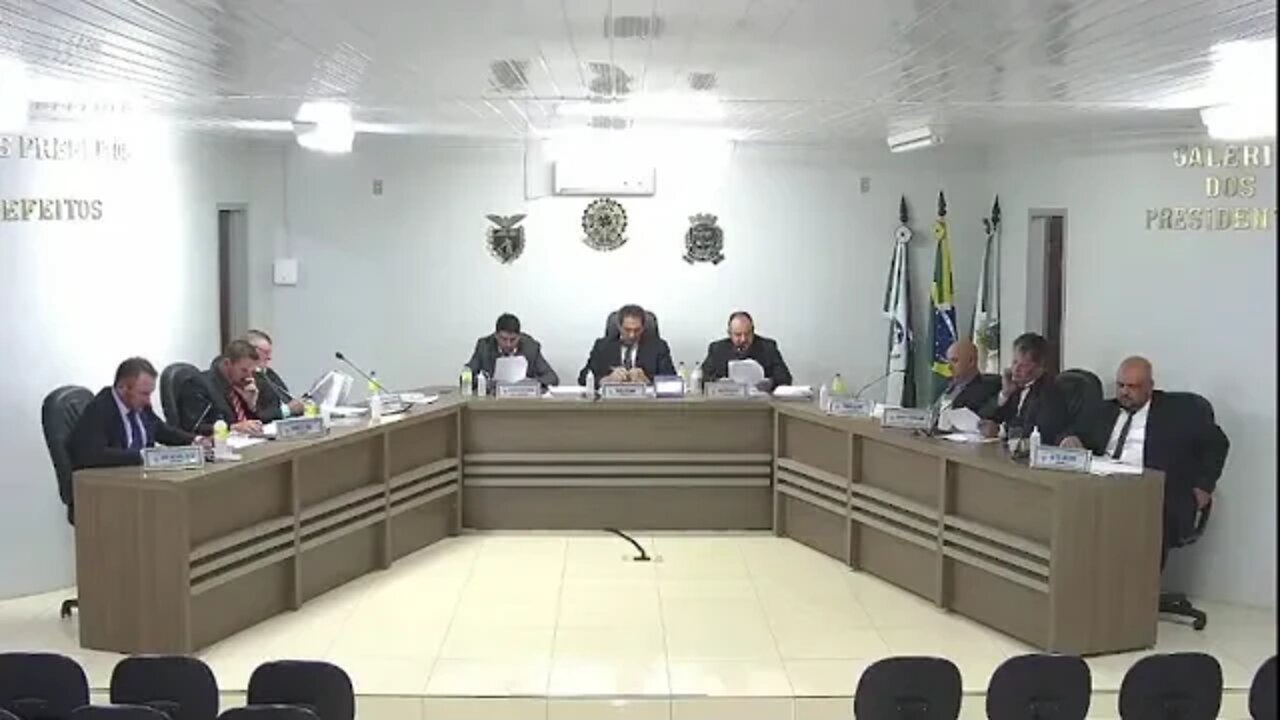 Com voto de presidente da comissão Câmara de Mato Rico reprova relatório de CPI