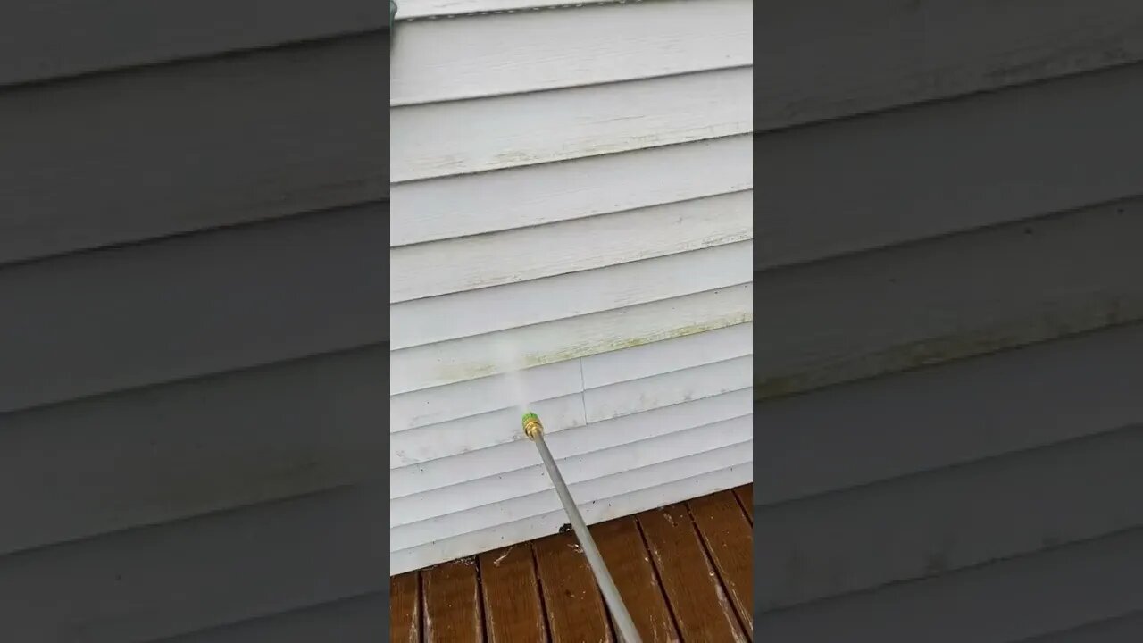 power washing the deck #greenworks #shorts