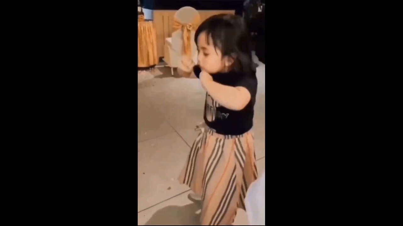 Crazy Funny Baby Dance