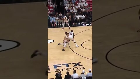 Herro feelin’ it early