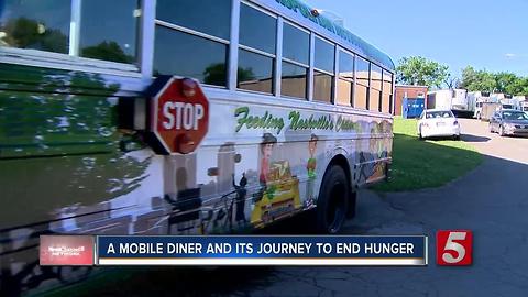 Mobile Diner Gives Free Food To Kids