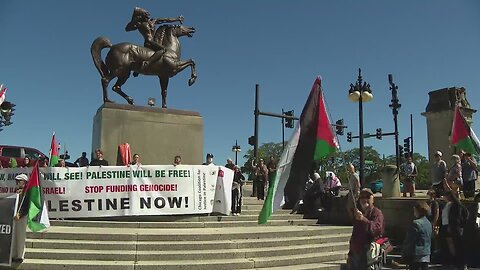 Chicago protests demand end to U.S. aid to Israel as PM resists ceasefire calls