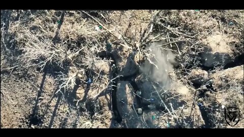 The fighters of the DSHMG Rusich pinned down with fire, and then captured Ukrainian soldiers