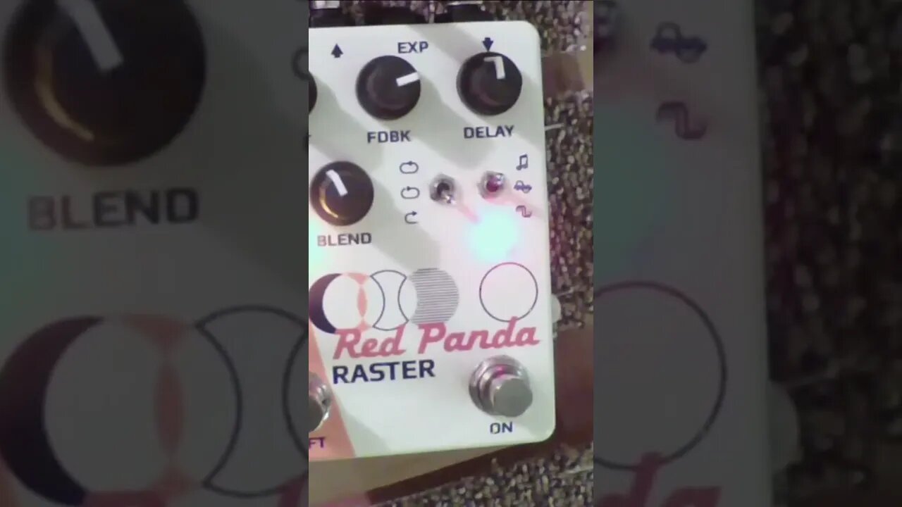 A Pedal Minute- #redpanda "RASTER" #deanwolfe #pedalEffects #guitareffects