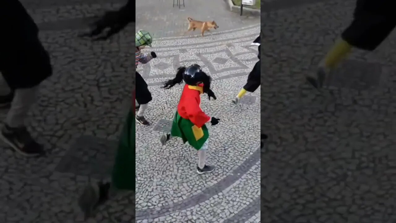 DANÇANDO FOFÃO, CHAVES, CHIQUINHA E KIKO NA CARRETA DA ALEGRIA TRIPLO X, LIKE