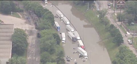 Major Freeway Flooding