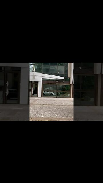 Quem nunca fez isso ? Passar só para ficar olhando seu carro #shorts