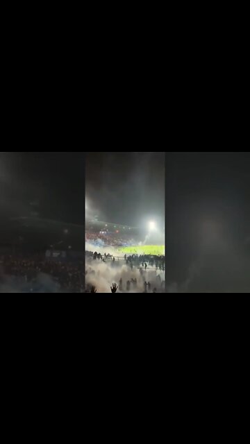 Confusão em estádio da Indonésia (127 mortos)