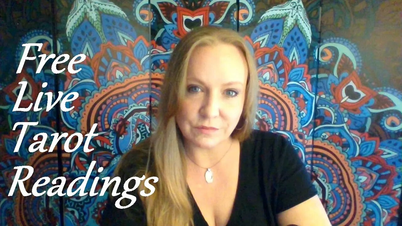 LIVE! FREE! FACE 2 FACE! Tarot Readings! Secret Love Lines!!! #TarotReading