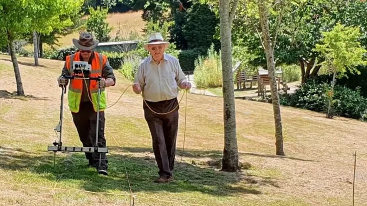 Ground Resistivity Test - Calverley Ground, Archaeology + Dowsing Detective 10 7 22 50.27'