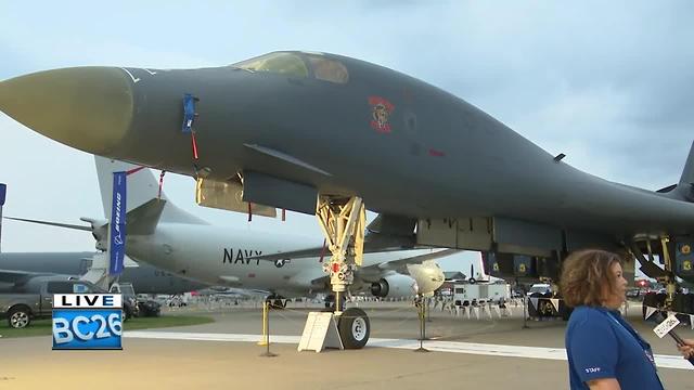 EAA DAY 3 Bombers, EAA App and Twilight night show
