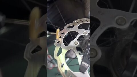 How To Fix Squealing Road Bike Disc Brakes